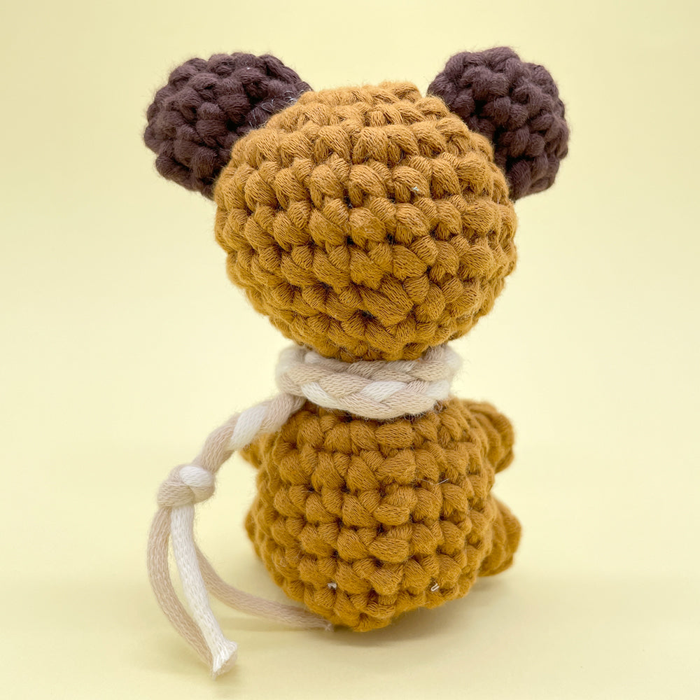 Dog with a scarf - Crochet Kit