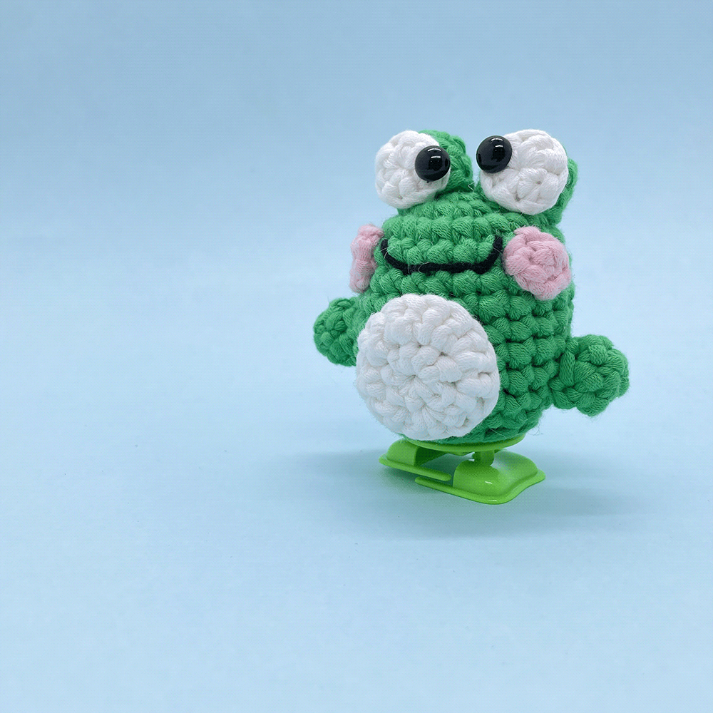 Can Walking Frog - Crochet Kit