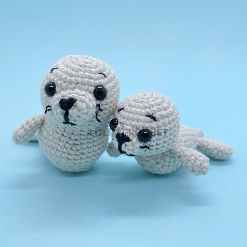 America Harbor Seal - Crochet Kit