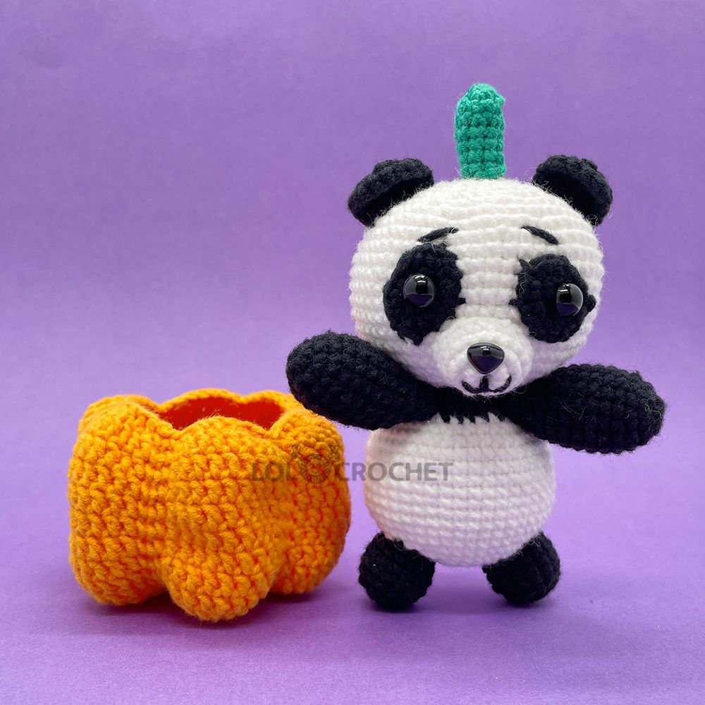 Pumpkin Panda - Crochet Kit