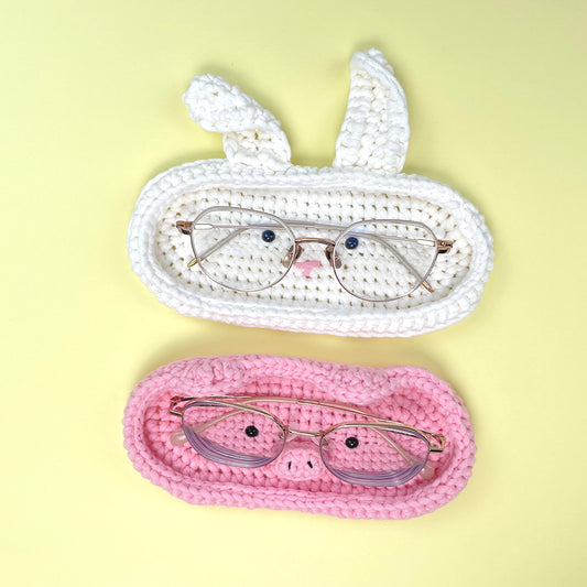 Pig and Bunny Glasses Organizer - Crochet Kit