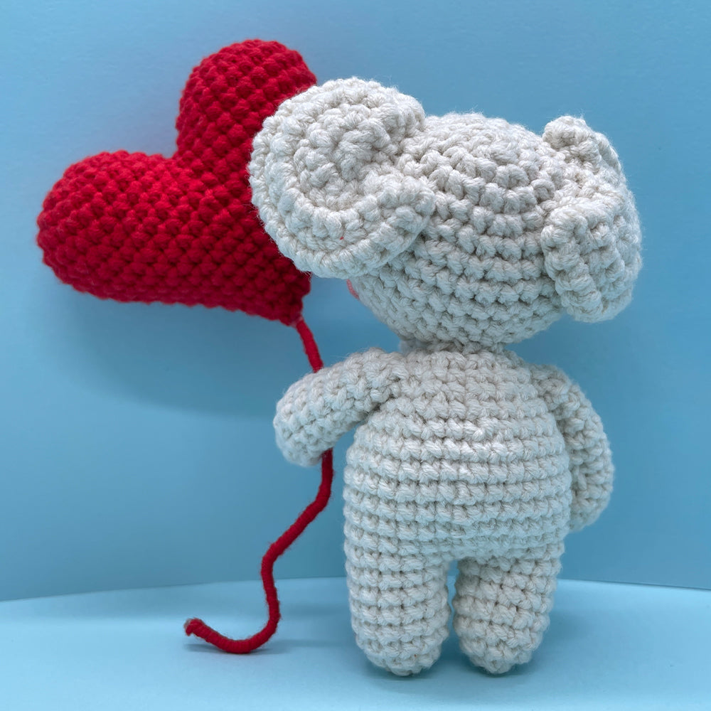 Love Elephant - Crochet Kit